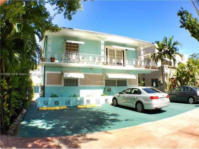 $190,000 | 945 Meridian Avenue, Unit 11 | Flamingo-Lummus