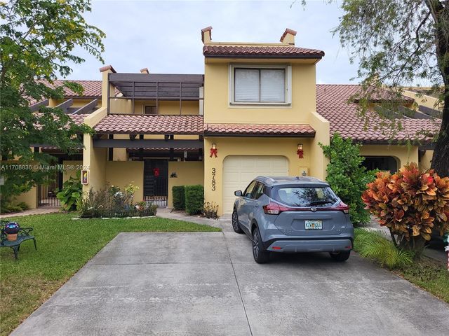 $635,000 | 3783 Alcantara Avenue, Unit E78 | Doral