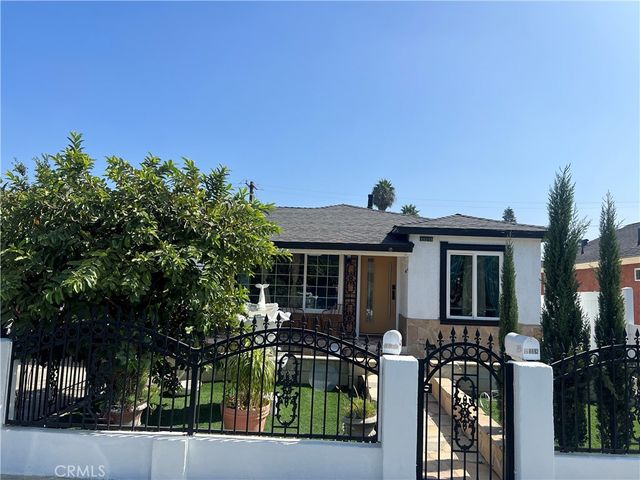 $930,000 | 11316 Pope Avenue | Southeast LA