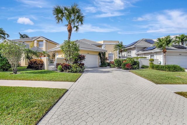 $650,000 | 7729 Travelers Tree Drive | Boca Pointe