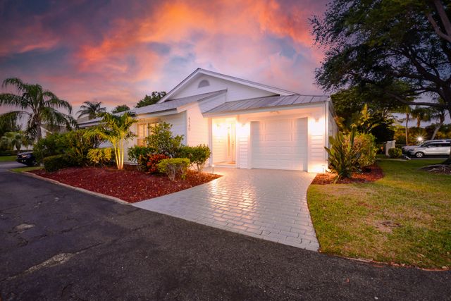 $4,500 | 4140 Northeast Breakwater Drive | Hutchinson Island South