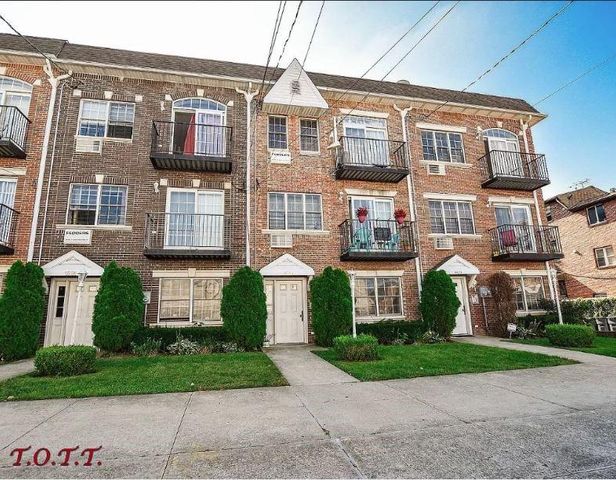 $539,000 | 9524 Schenck Street, Unit 1 | Canarsie