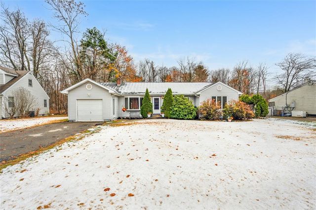 $395,000 | 4 Sucich Place | Wappinger