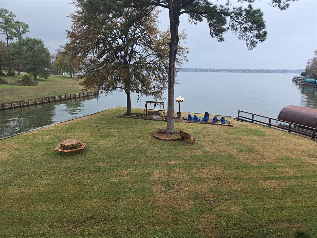 The incredible view of LAKE CONROE from YOUR BALCONY!