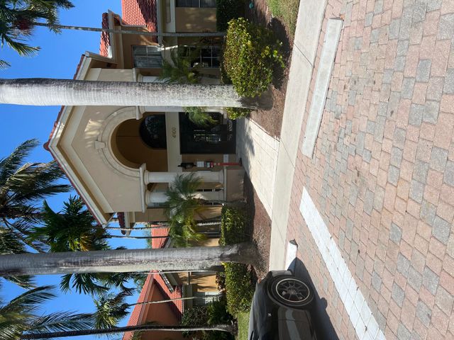 $2,150 | 4151 San Marino Boulevard, Unit 303 | The Villages of Palm Beach Lakes