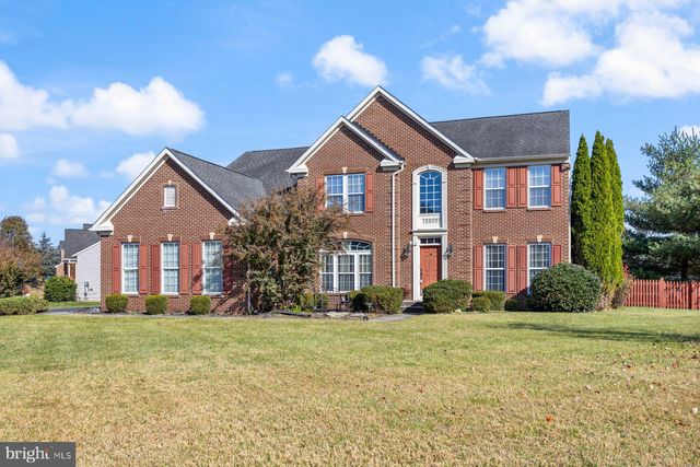 $600,000 | 13803 Emerson Drive | Fountainhead-Orchard Hills