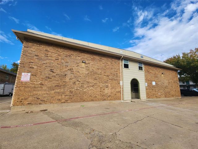 $1,300 | 2404 Louise Street, Unit 1 | Denton