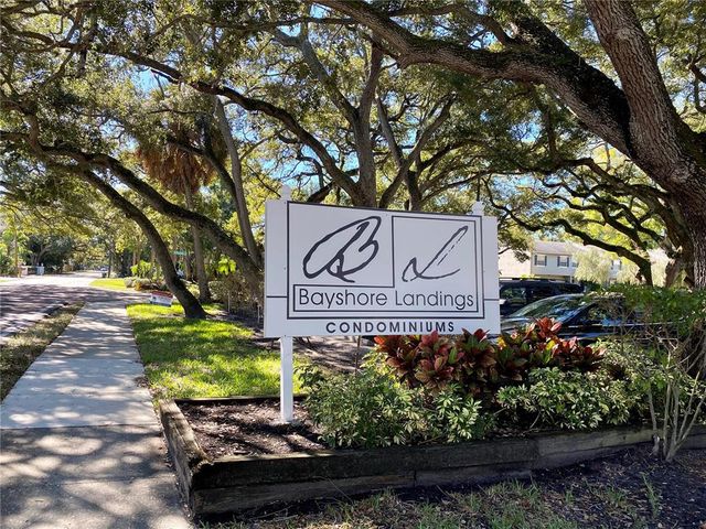 $185,000 | 5221 Bayshore Boulevard, Unit 15 | Ballast Point