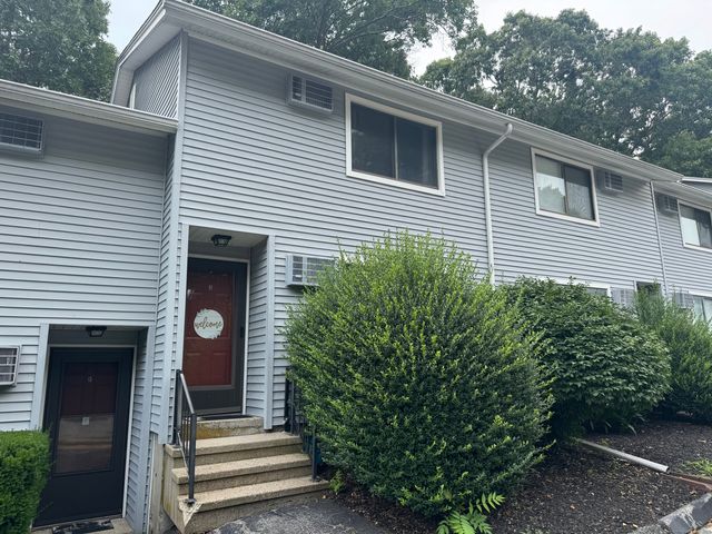 $1,800 | 292 Meridian Street, Unit G | City of Groton