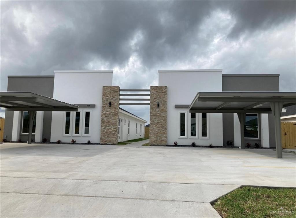 a view of a house with garage