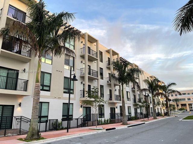 $380,000 | 8265 Northwest 41st Street, Unit C102 | Doral