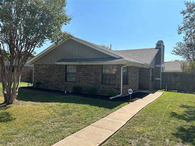 $1,995 | 1016 Barclay Drive | Mesquite