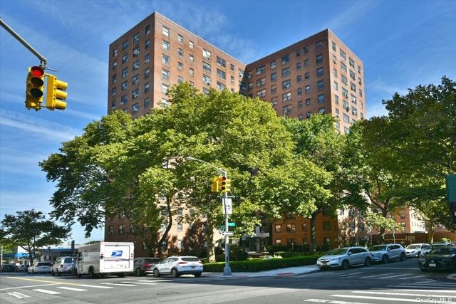 $369,000 | 99-05 63rd Drive, Unit 11Q | Rego Park