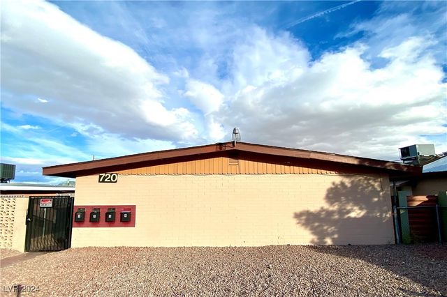 $650,000 | 720 North 10th Street | Downtown Las Vegas