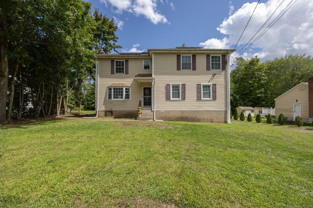 $449,900 | 40 Lincoln Terrace | Bloomfield