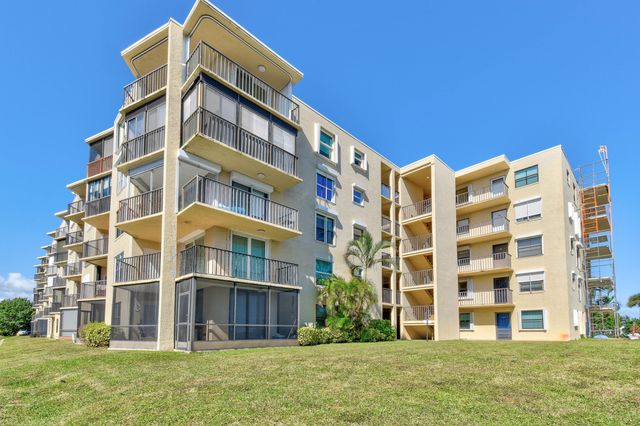 $250,000 | 896 North Federal Highway, Unit 331 | East Ocean Avenue