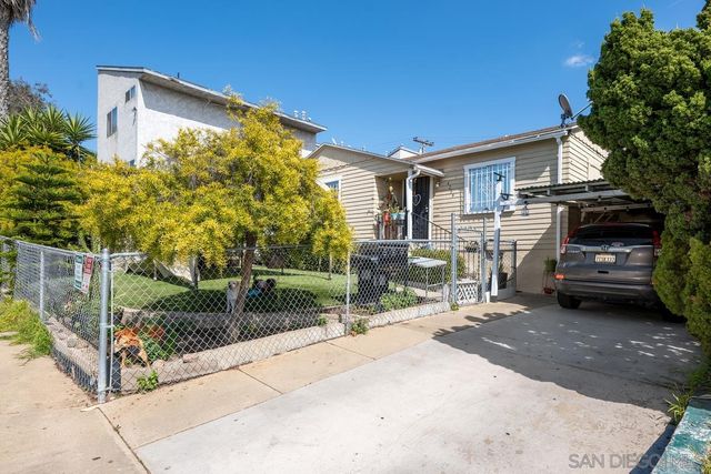 $1,557,000 | 4235-4237 49th Street | Colina del Sol