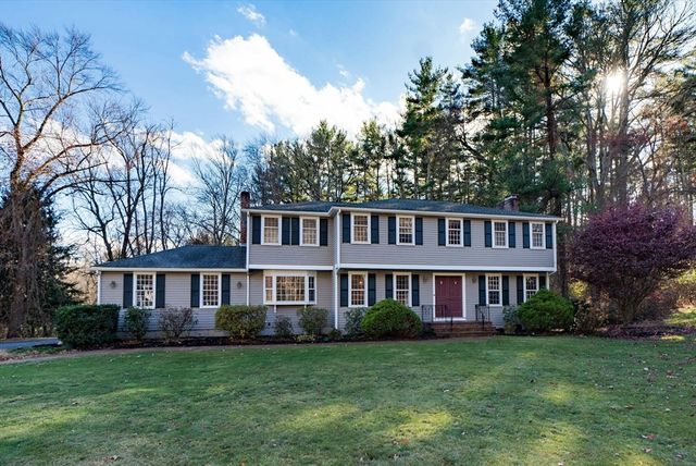 $1,275,000 | 5 Penobscot Street | Medfield