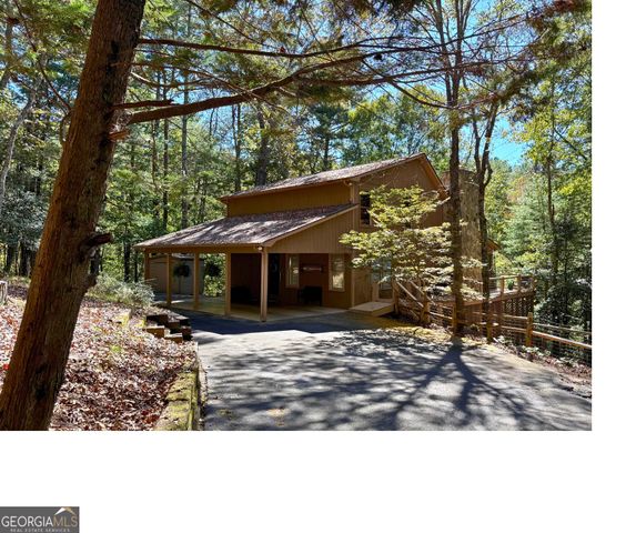 $499,900 | 141 Indian Cave Road