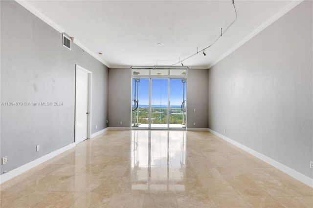 $489,000 | 14951 Royal Oaks Lane, Unit 2603 | North Miami