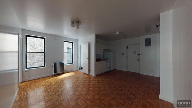 $3,950 | 365 Broome Street, Unit 5 | Little Italy