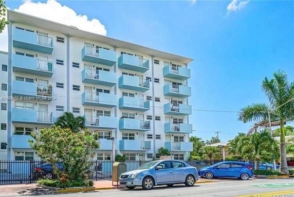 $2,300 | 801 Meridian Avenue, Unit 4G | Flamingo-Lummus