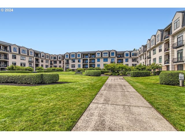 $460,000 | 707 North Hayden Island Drive, Unit 301 | Hayden Island