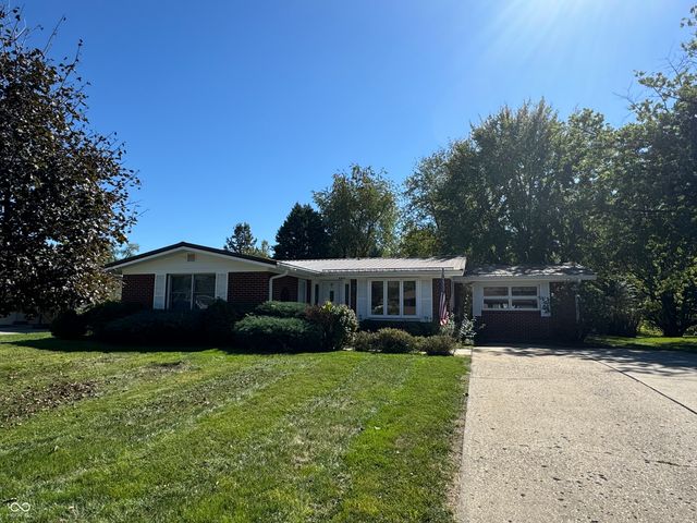 $229,900 | 1003 Valley Drive | Pleasant Meadows