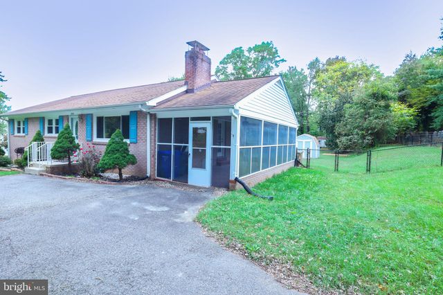 $700,000 | 6724 Newington Road | Newington