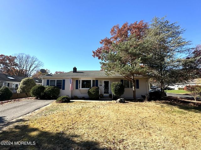 $499,000 | 94 Kenneth Place | Brick Township - Ocean County