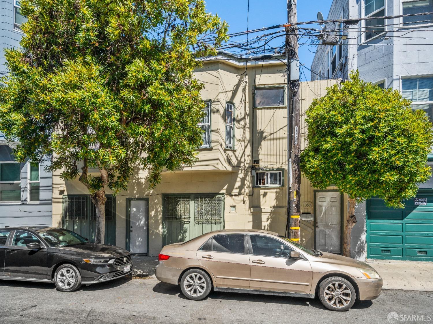 a car parked in front of a house