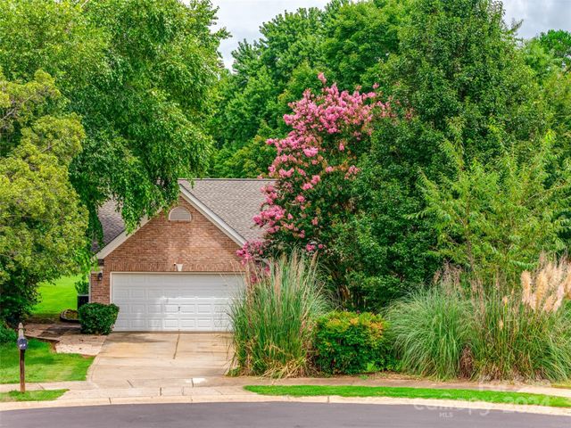 $519,900 | 2941 Patten Hill Drive | Matthews