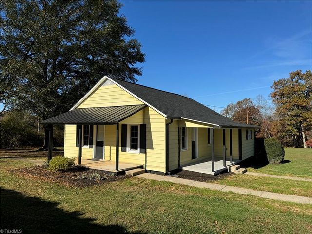 $210,000 | 132 Benge Drive | Elkin Township - Surry County