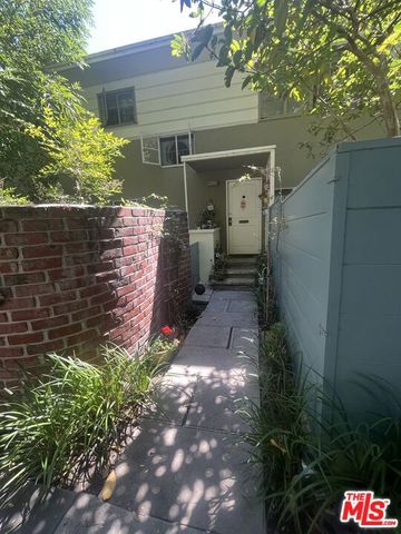 $745,000 | 5162 1/2 Village | Mid-City