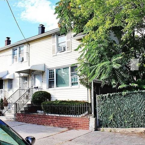 $500,000 | 1752 Zerega Avenue | Westchester Village