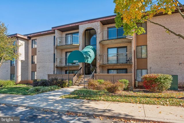 $1,700 | 6934 Hanover Parkway, Unit 203 | Hunting Ridge Condominiums