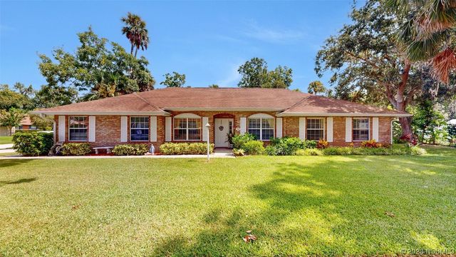 $415,000 | 3427 Country Manor Drive | South Daytona