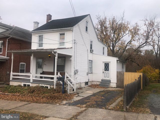 $2,350 | 755 Lincoln Avenue | Pottstown