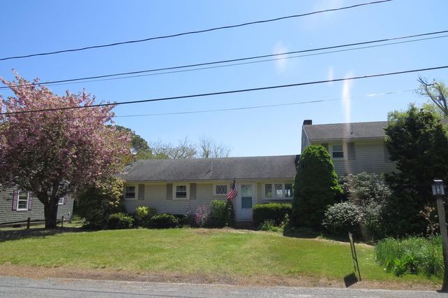 $799,000 | 20 Lakeside Terrace | Harwich Center