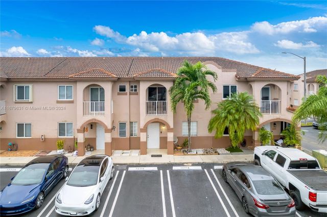 $3,000 | 10718 Northwest 87th Court, Unit 10718 | Hialeah Gardens