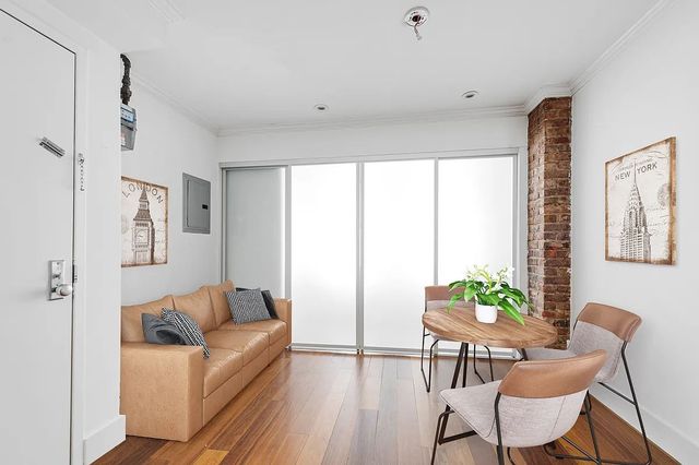 $3,195 | 167 Ludlow Street, Unit 3A | Lower East Side