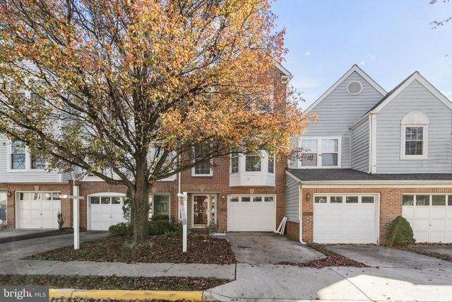 $474,900 | 4023 Cressida Place | Glen Oaks Condominiums