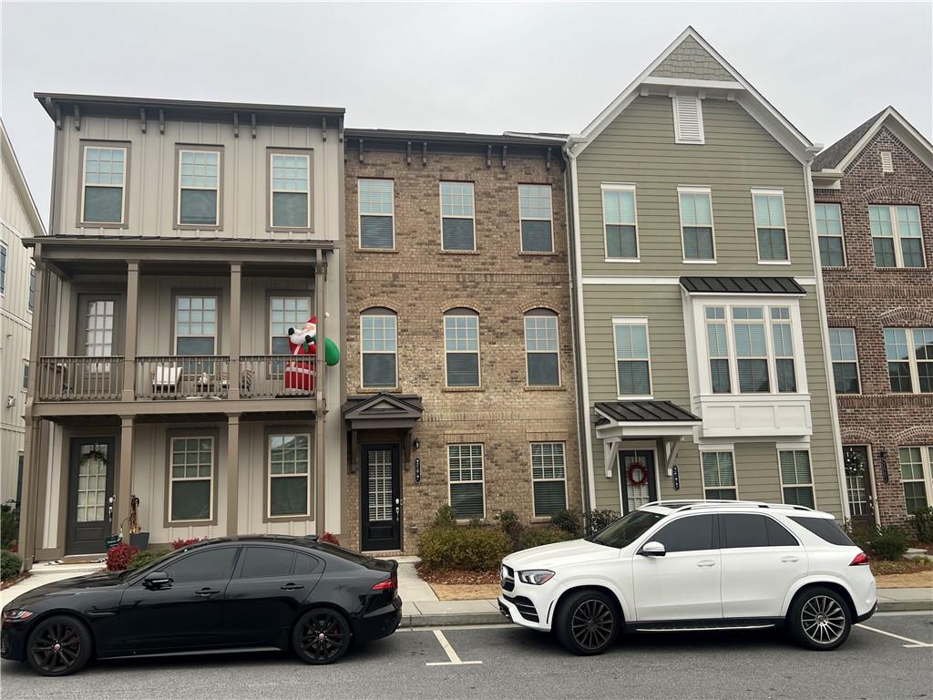 a car parked in front of a building