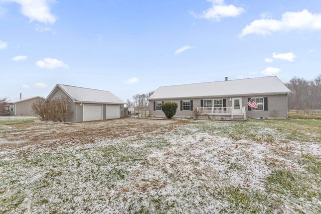 $299,900 | 9131 North 100 West | Walker Township - Jasper County