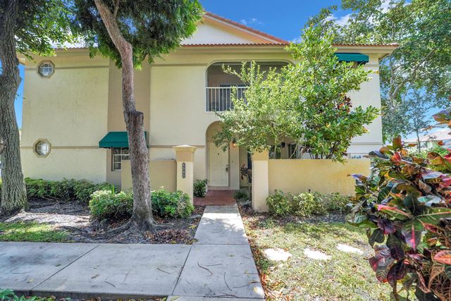 $2,500 | 6585 Via Regina | Boca del Mar