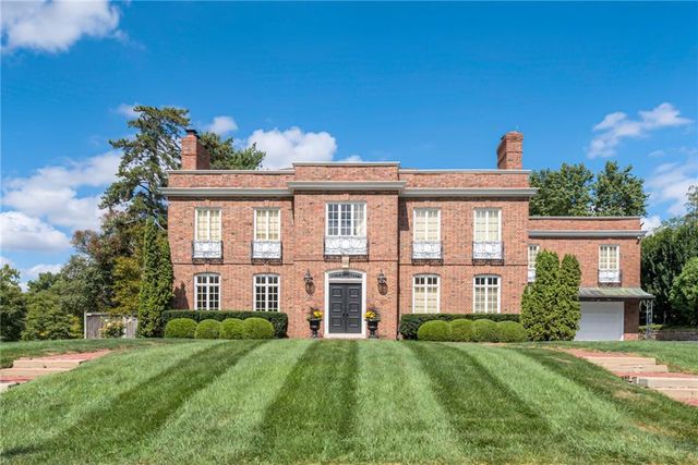 $2,475,000 | 1030 West 65th Street | Country Club District