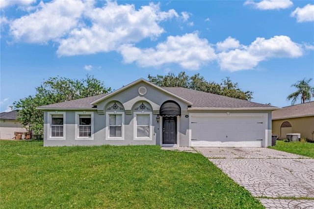 $359,990 | 856 Jarnac Drive