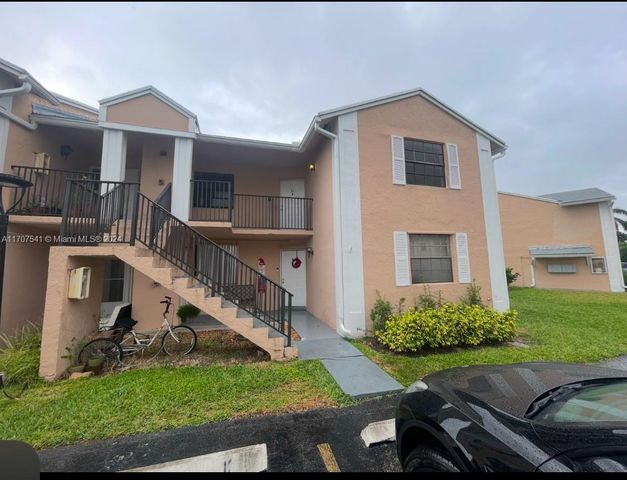 $2,300 | 1022 Adams Avenue, Unit 1022L | Homestead