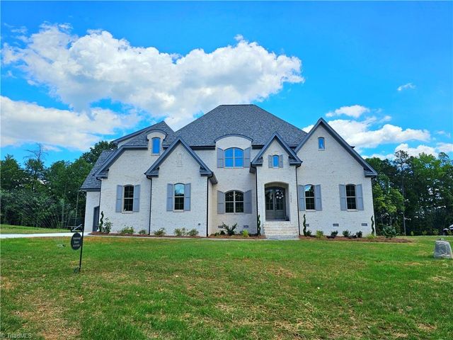 $1,298,900 | 7522 Shadow Creek Drive | Summerfield