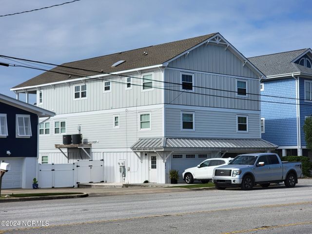 $2,250,000 | 440 Causeway Drive, Unit B | Wrightsville Beach